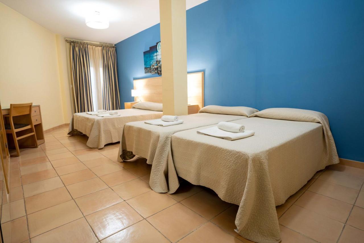 Sierra De Hotel